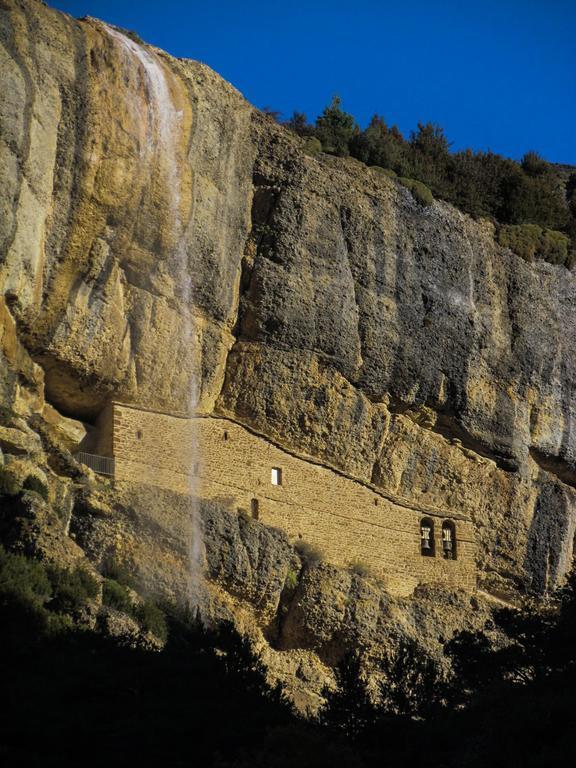 Albergue De Yebra Yebra de Basa Exterior foto
