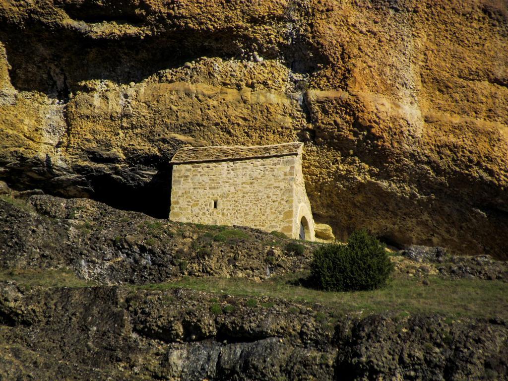 Albergue De Yebra Yebra de Basa Exterior foto