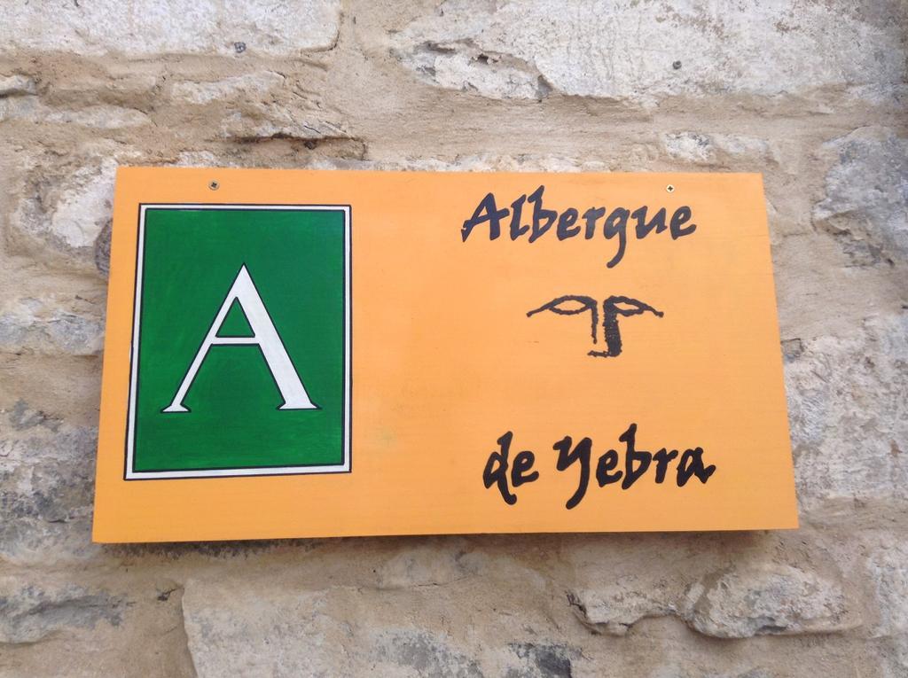 Albergue De Yebra Yebra de Basa Exterior foto